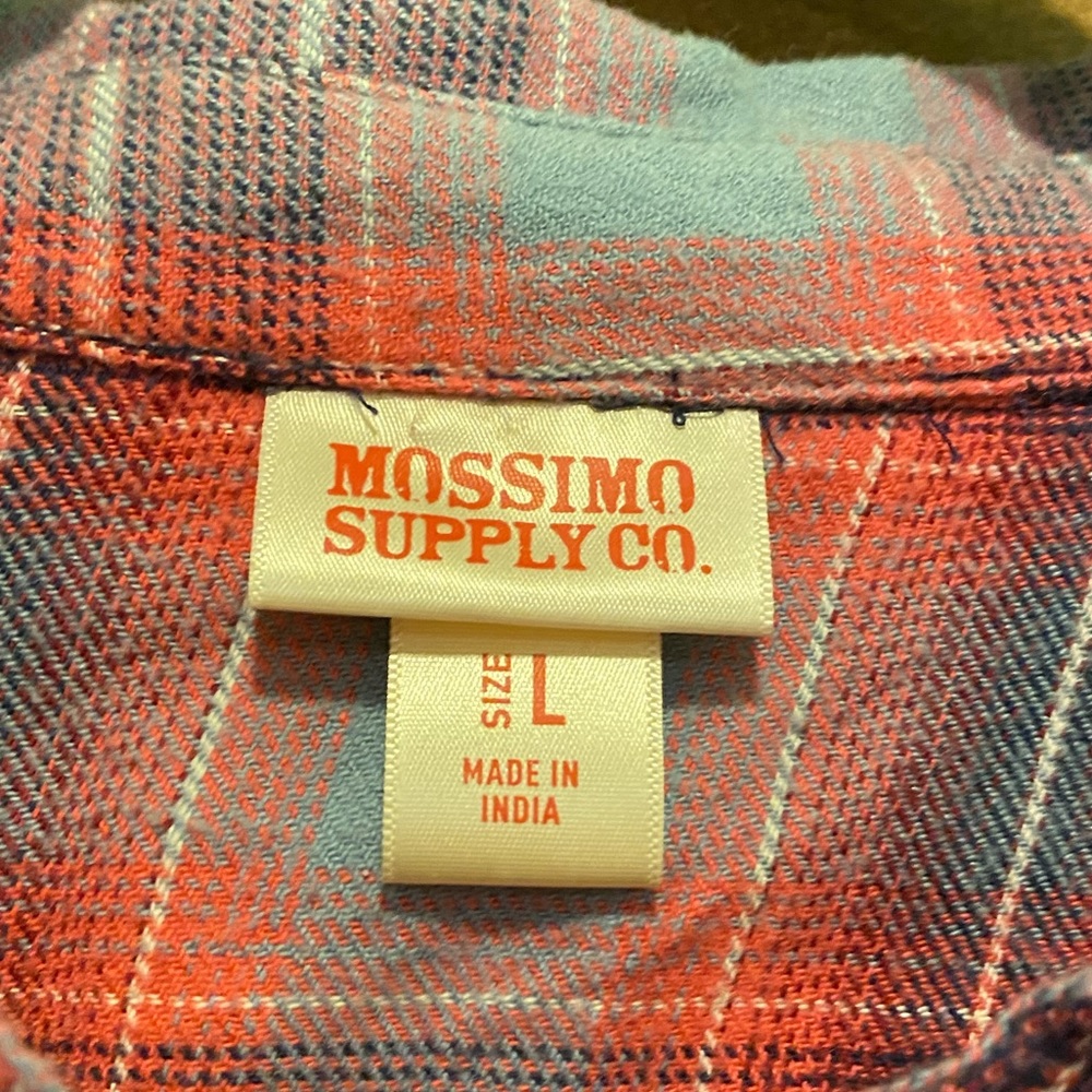 Flannel - Picture 4 of 4